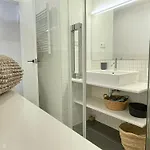 F3- Spacious 2 Bedroom. Sarria - Hospital Clinic Apartamento *