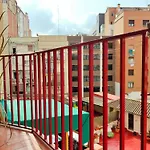 Apartamento F3- Spacious 2 Bedroom. Sarria - Hospital Clinic