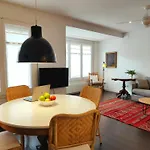 F3- Spacious 2 Bedroom. Sarria - Hospital Clinic