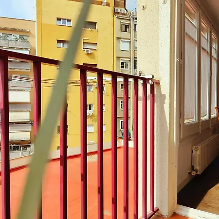 F3- Spacious 2 Bedroom. Sarria - Hospital Clinic Apartamento *