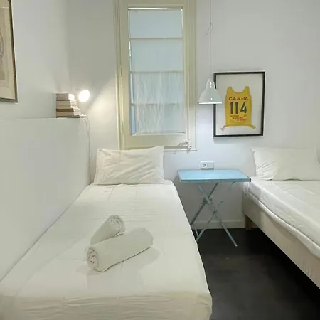 F3- Spacious 2 Bedroom. Sarria - Hospital Clinic Apartmán