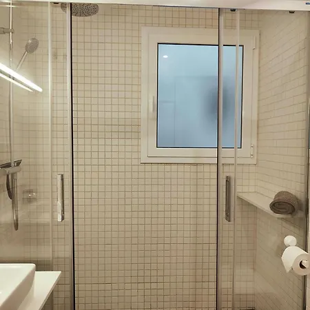 F3- Spacious 2 Bedroom. Sarria - Hospital Clinic Apartmán Barcelona