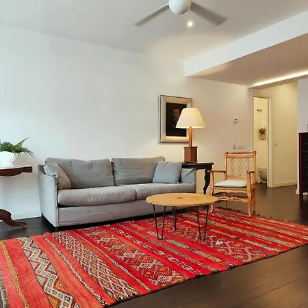 F3- Spacious 2 Bedroom. Sarria - Hospital Clinic