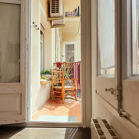Apartmán F3- Spacious 2 Bedroom. Sarria - Hospital Clinic *
