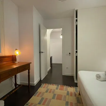 F3- Spacious 2 Bedroom. Sarria - Hospital Clinic Apartmán